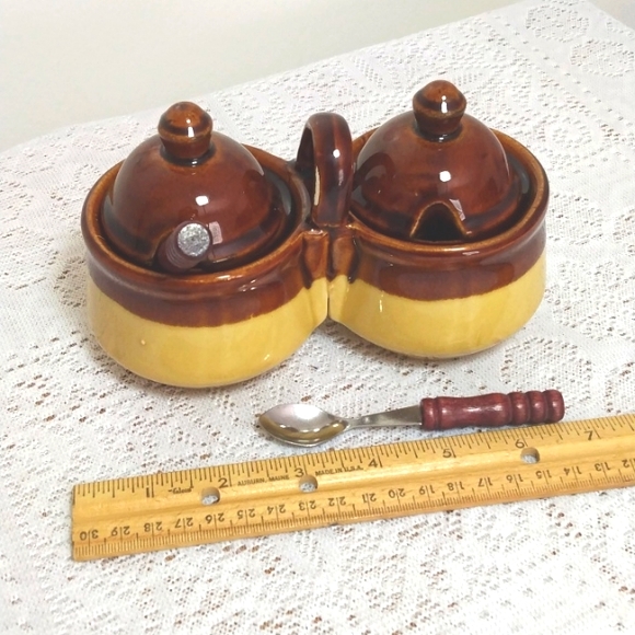 2 FOR $15 BUNDLE SALE! Home Vintage Cindiments/Honey/Sugar bowl. Stoneware - Picture 2 of 6
